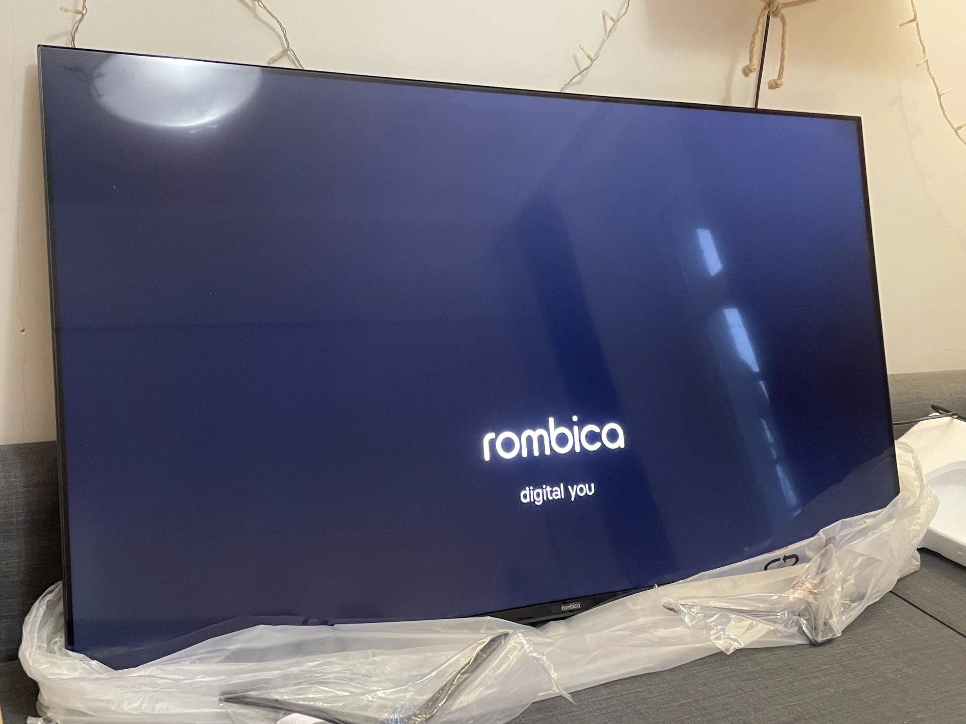 Телевизор Rombica SMART TV QX55 - миниатюра 4