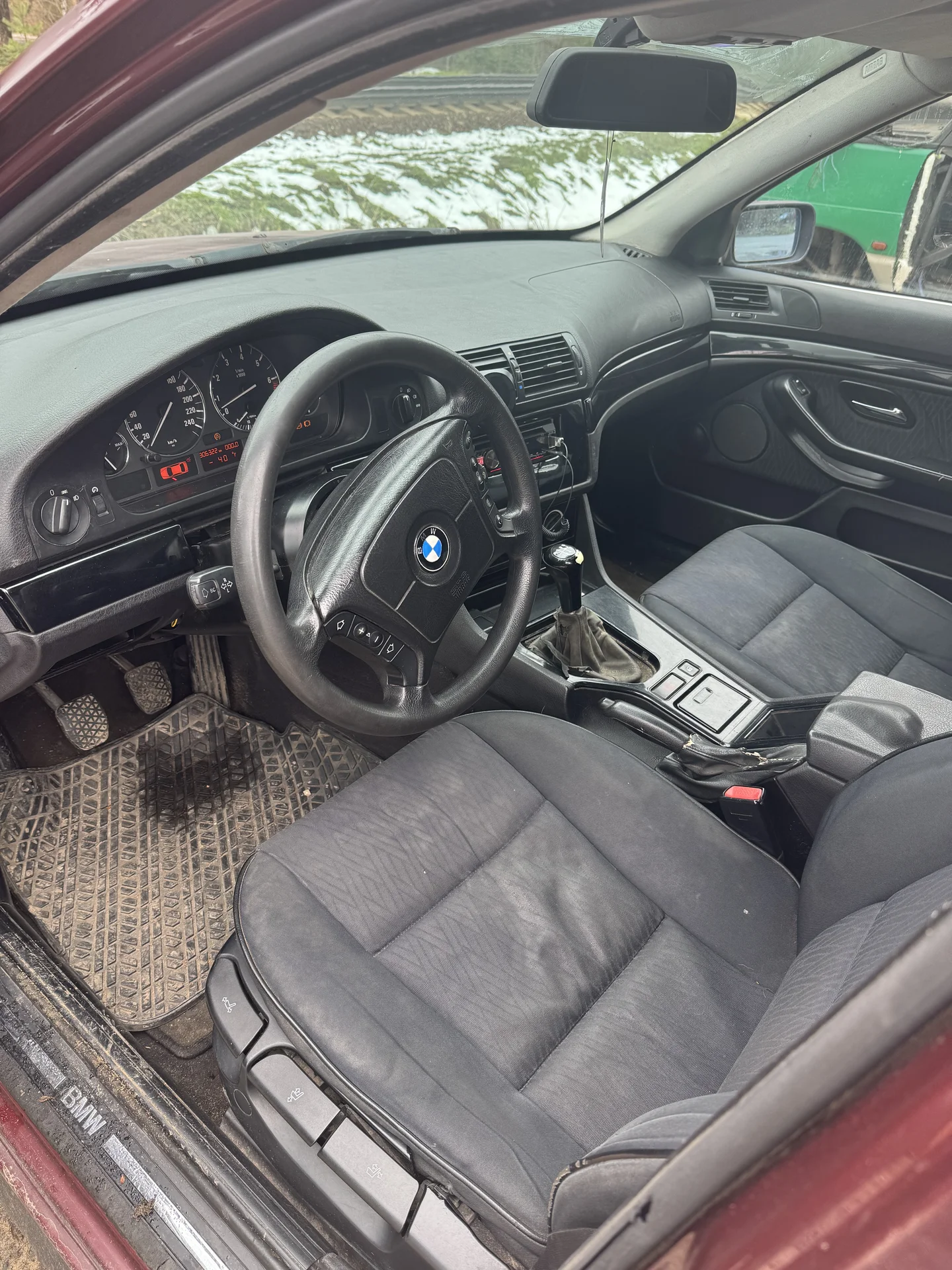 BMW 5 E39 - миниатюра 6