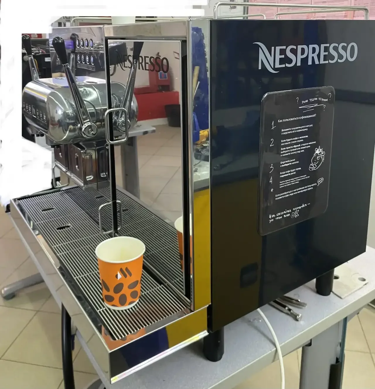 Кофемашина nespresso professional aguila 220 - миниатюра 3