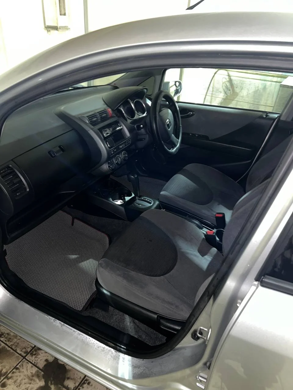 Honda Fit - миниатюра 6