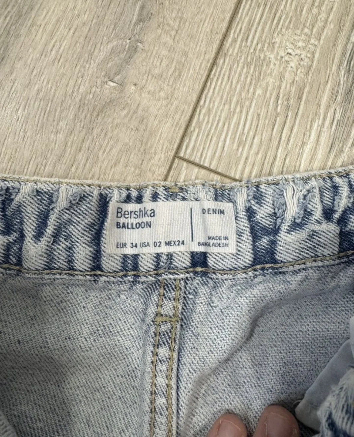 Джинсы Bershka женские - миниатюра 4