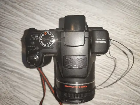 Фотоаппарат Panasonic Lumix DMC-FZ38