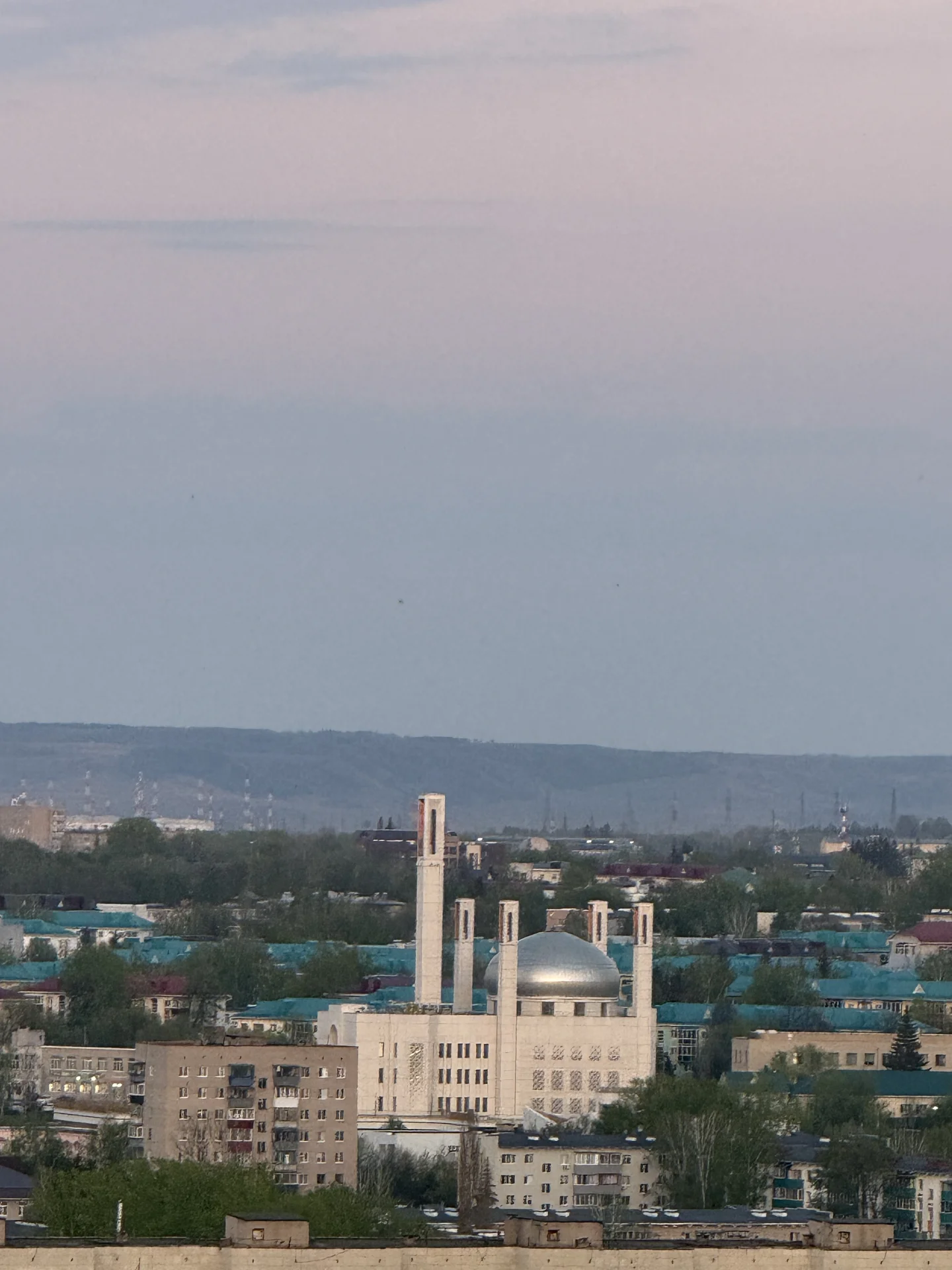 Квартира с красивым видом на горы и озеро - миниатюра 12
