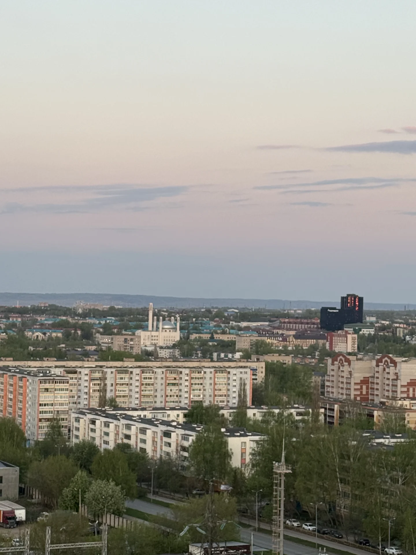 Квартира с красивым видом на горы и озеро - миниатюра 13