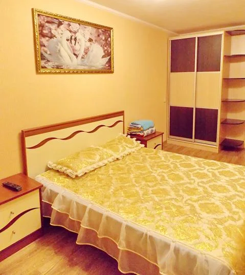 2-комнатная квартира Курск, Карла Маркса 65а - миниатюра 2