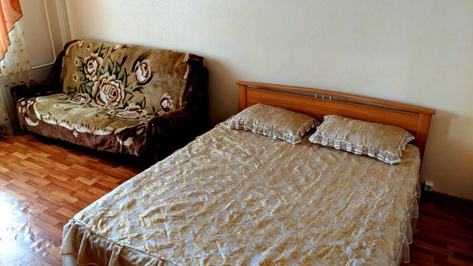 2-комнатная квартира, Курск, Клыкова 35 - миниатюра 2
