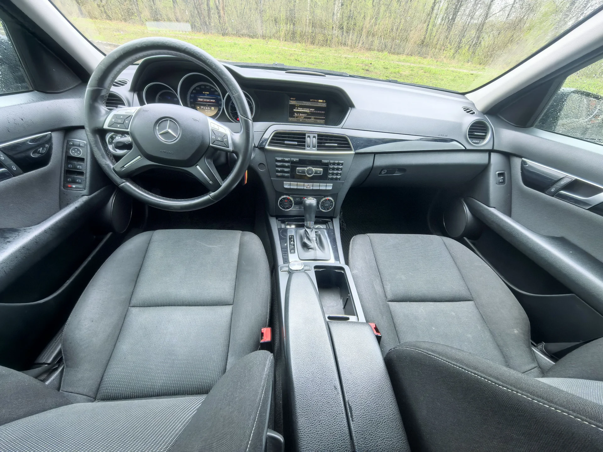 Mercedes-Benz C180 - миниатюра 4