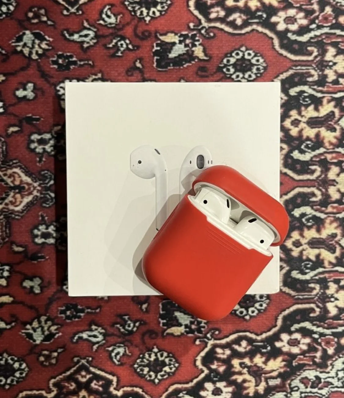 Airpods 1 оригинал - изображение 1