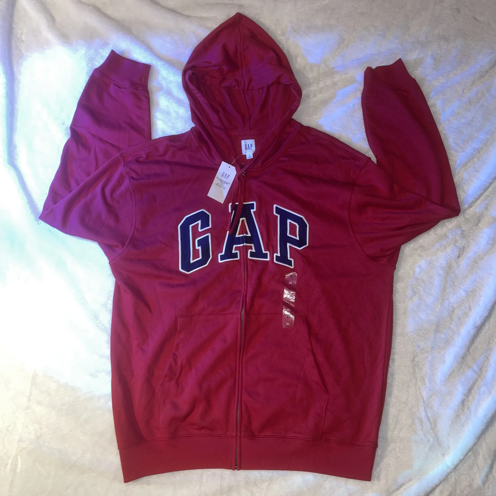 Толстовка GAP Logo красная - миниатюра 2