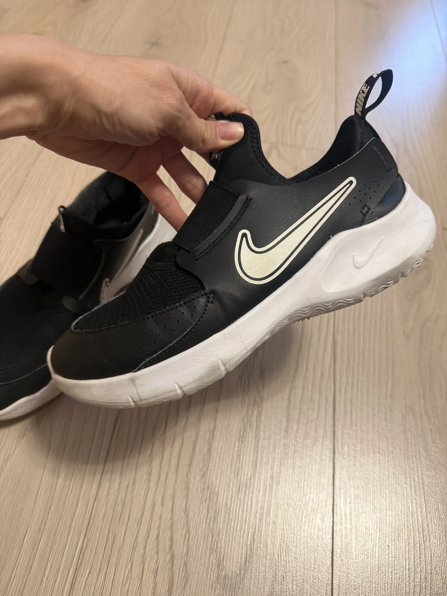 Кроссовки Nike - миниатюра 3