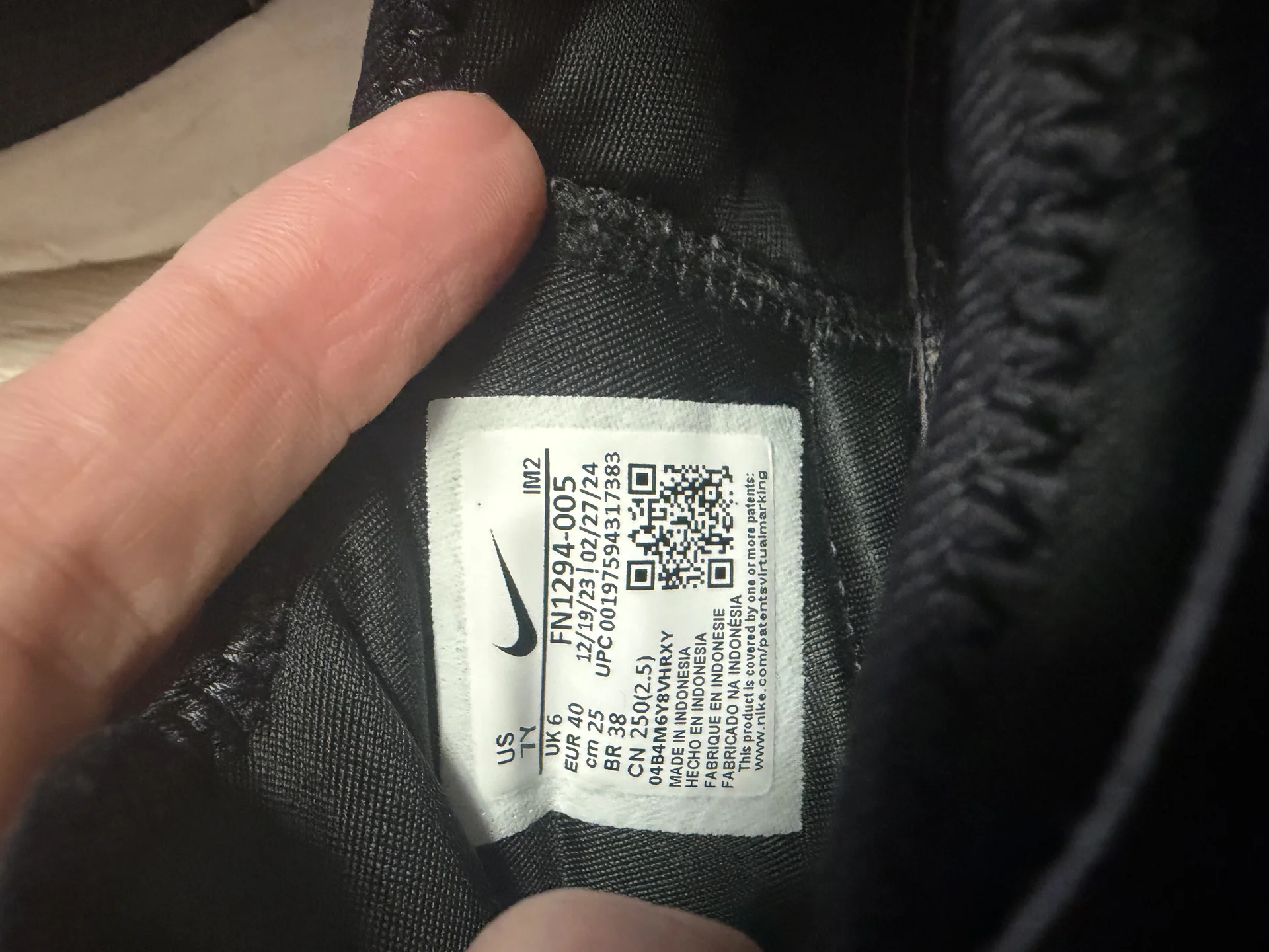 Кроссовки Nike - миниатюра 5
