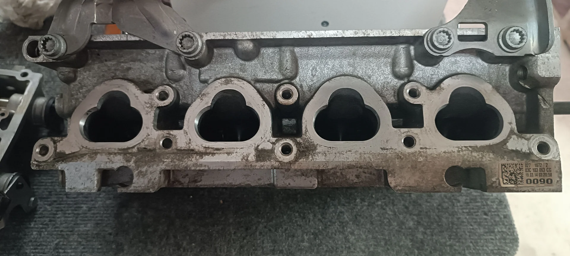 ГБЦ на Volkswagen polo 5 - миниатюра 3