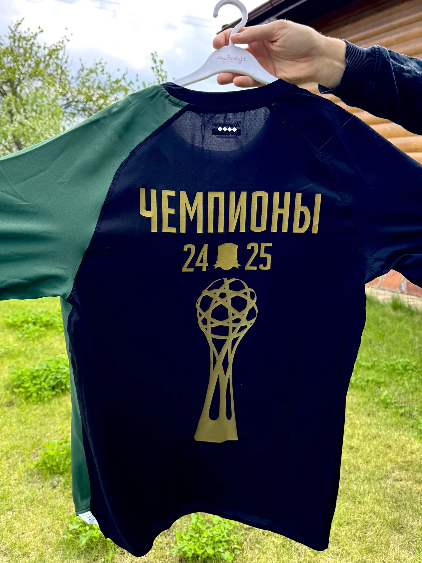 Футболка ФК Краснодар с автографами игроков - миниатюра 2