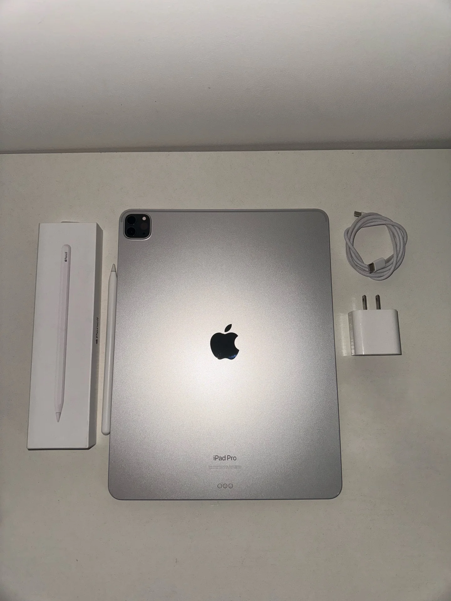 Apple iPad Pro 12.9 дюймов (6-го поколения) - миниатюра 7