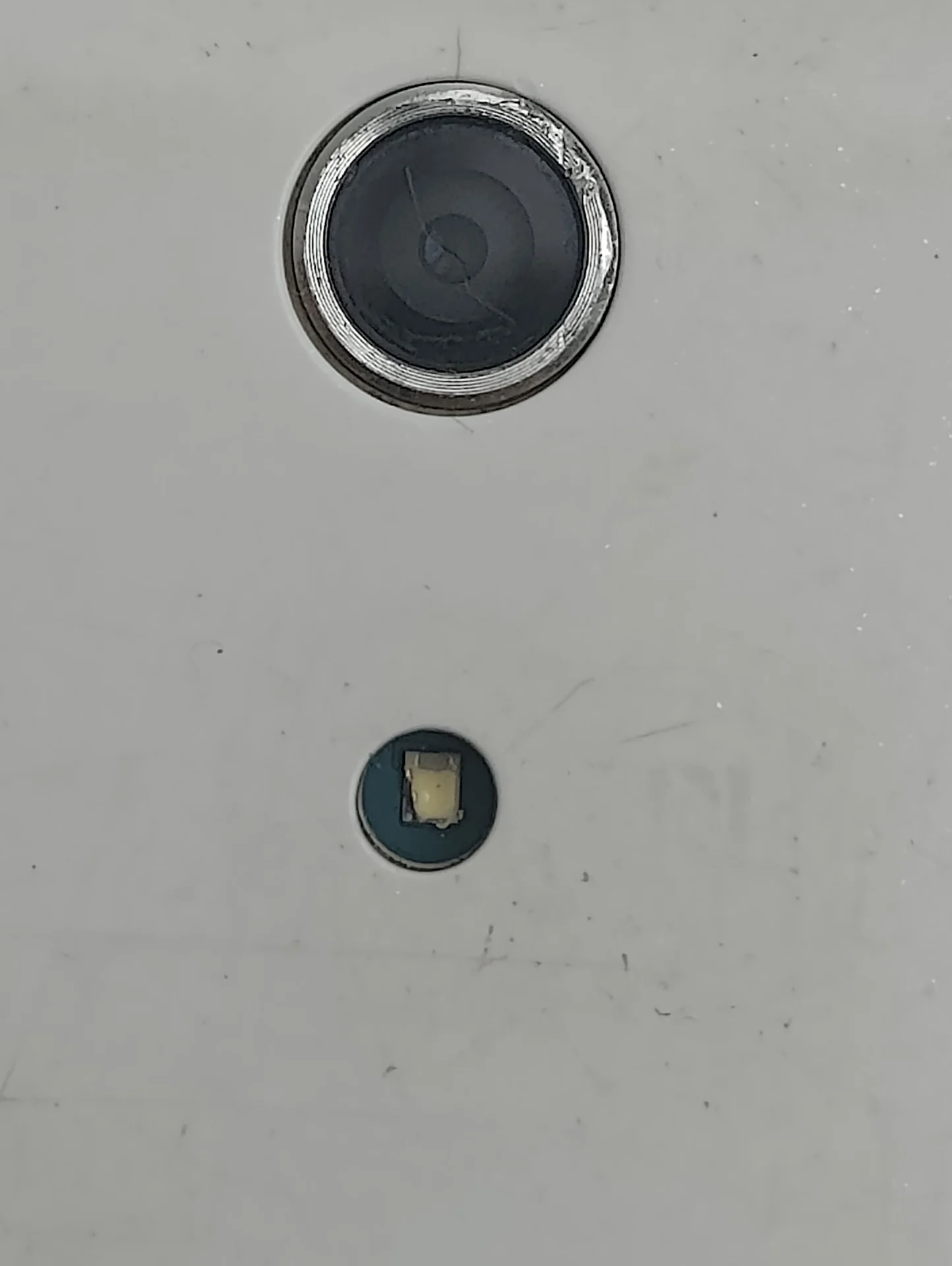 Sony Xperia ZR (C5502) - миниатюра 9