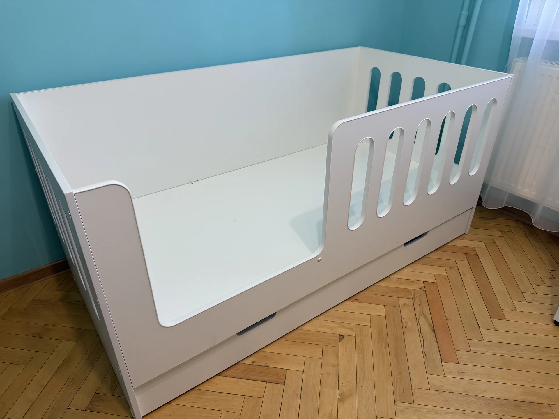 Кроватка детская с матрасом и выдвижным ящиком - миниатюра 7