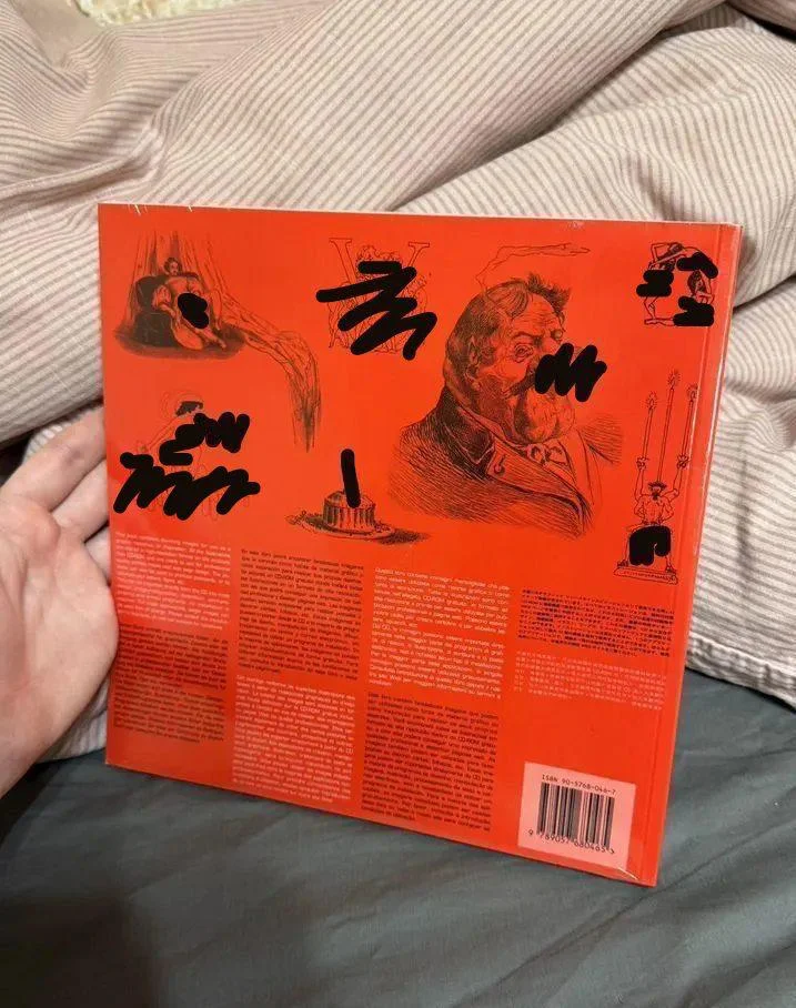 Книга Erotic Images And Alphabets Эротика - миниатюра 2
