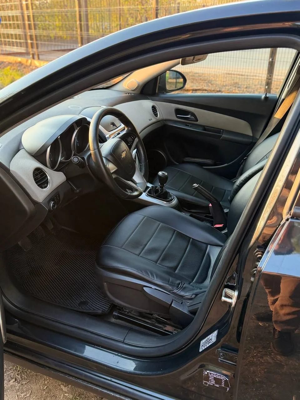 Chevrolet Cruze 2013г 1.8л 141 л.с. - миниатюра 11