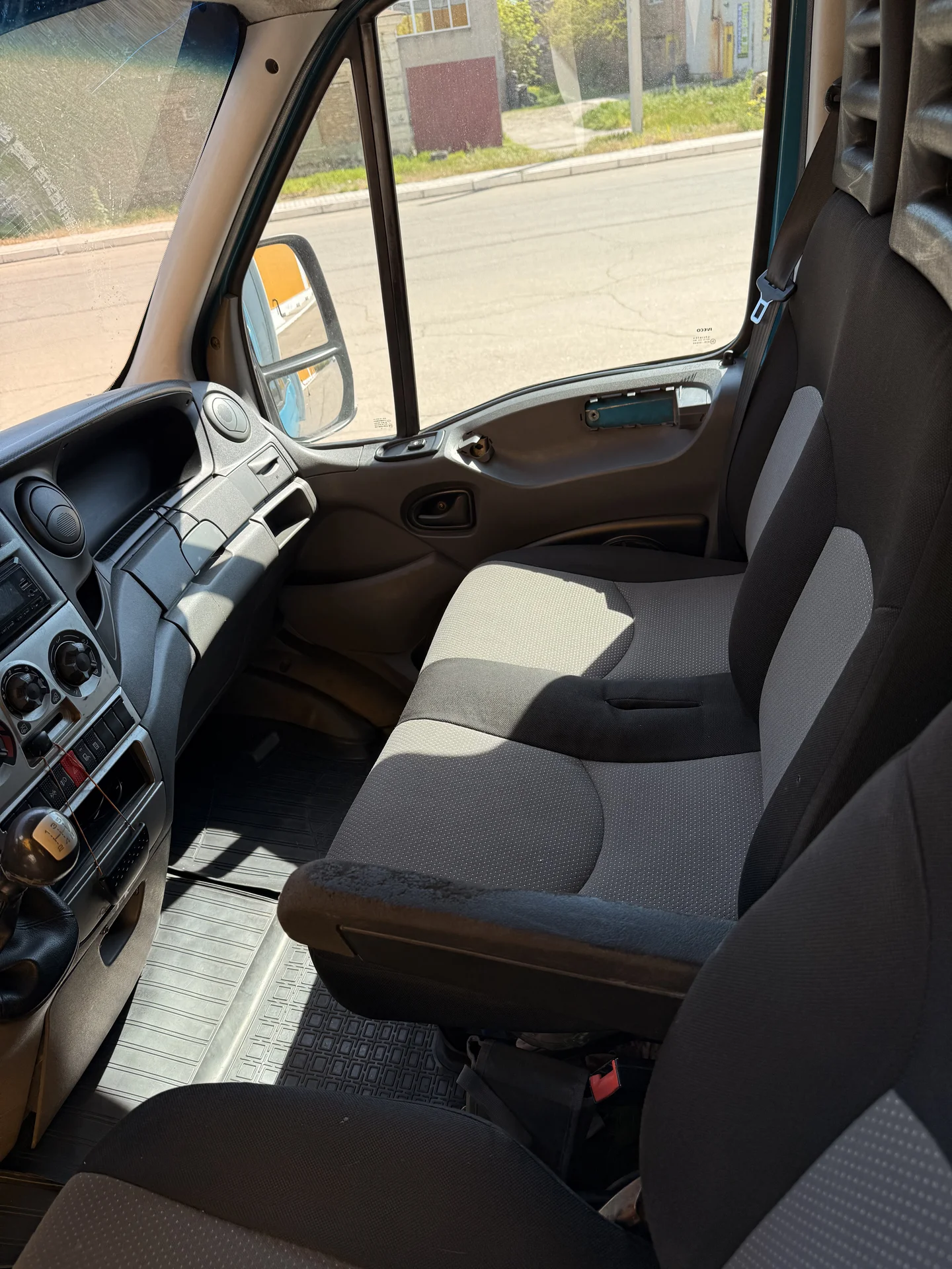 Iveco Daily 2.3 2011 Год - миниатюра 23