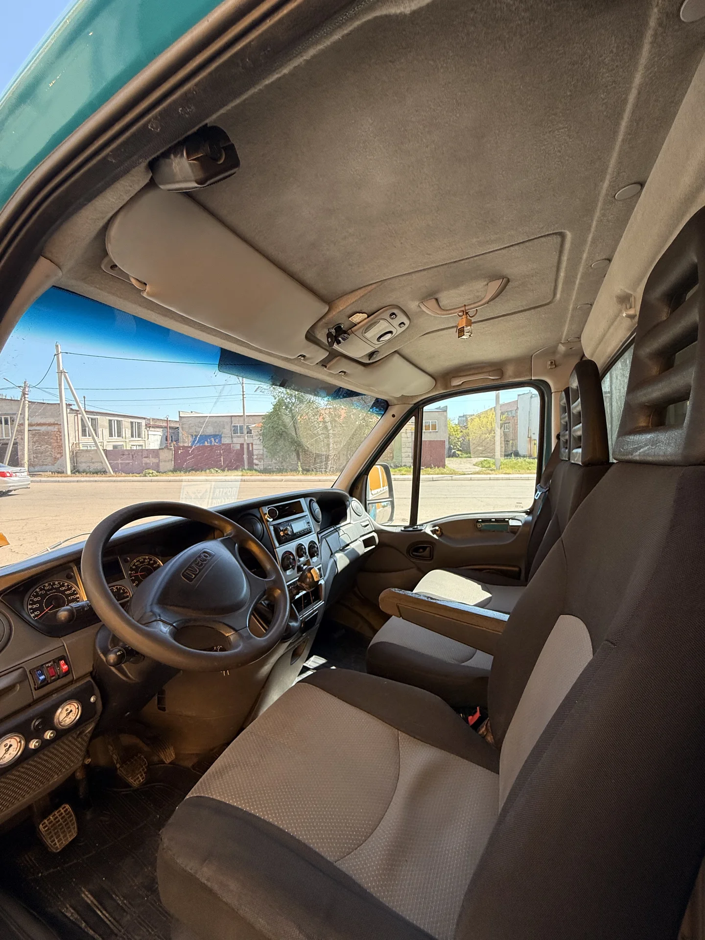 Iveco Daily 2.3 2011 Год - миниатюра 24