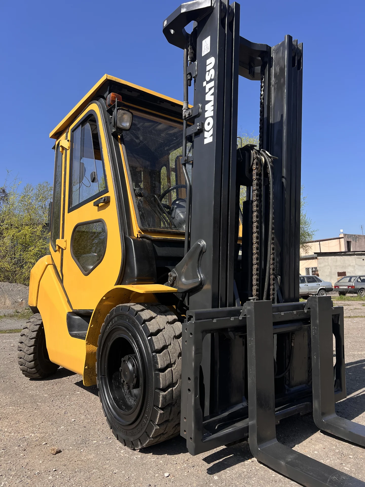 Вилочный погрузчик Komatsu - миниатюра 2