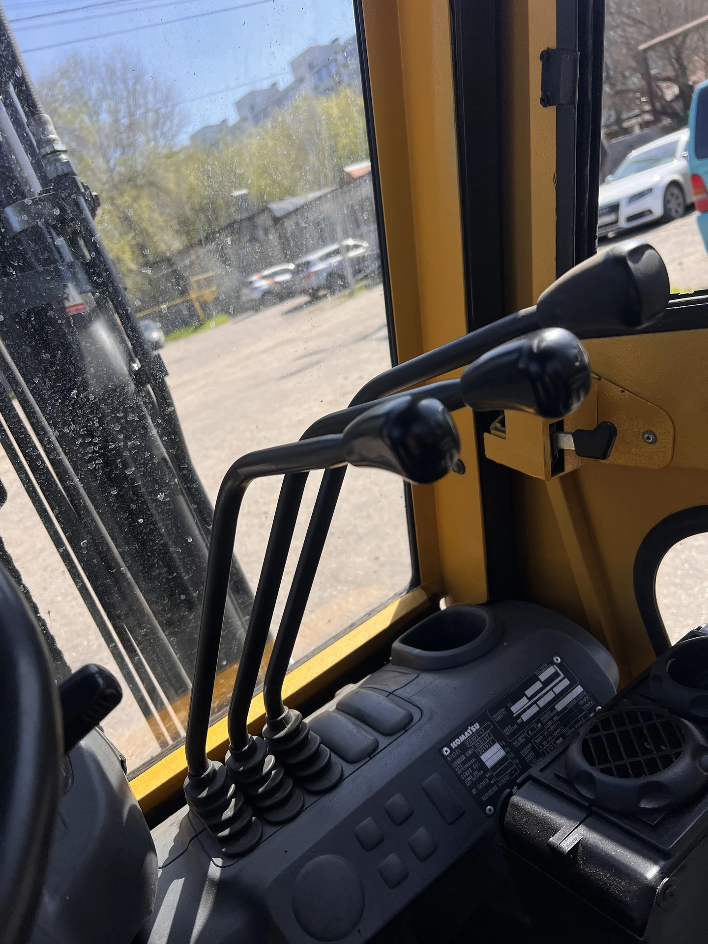 Вилочный погрузчик Komatsu - миниатюра 10