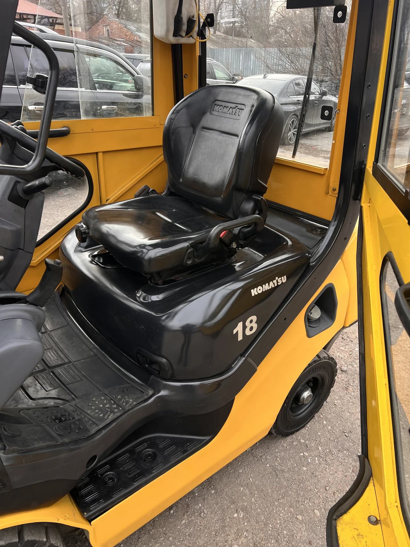 Погрузчик Komatsu дизель - миниатюра 15