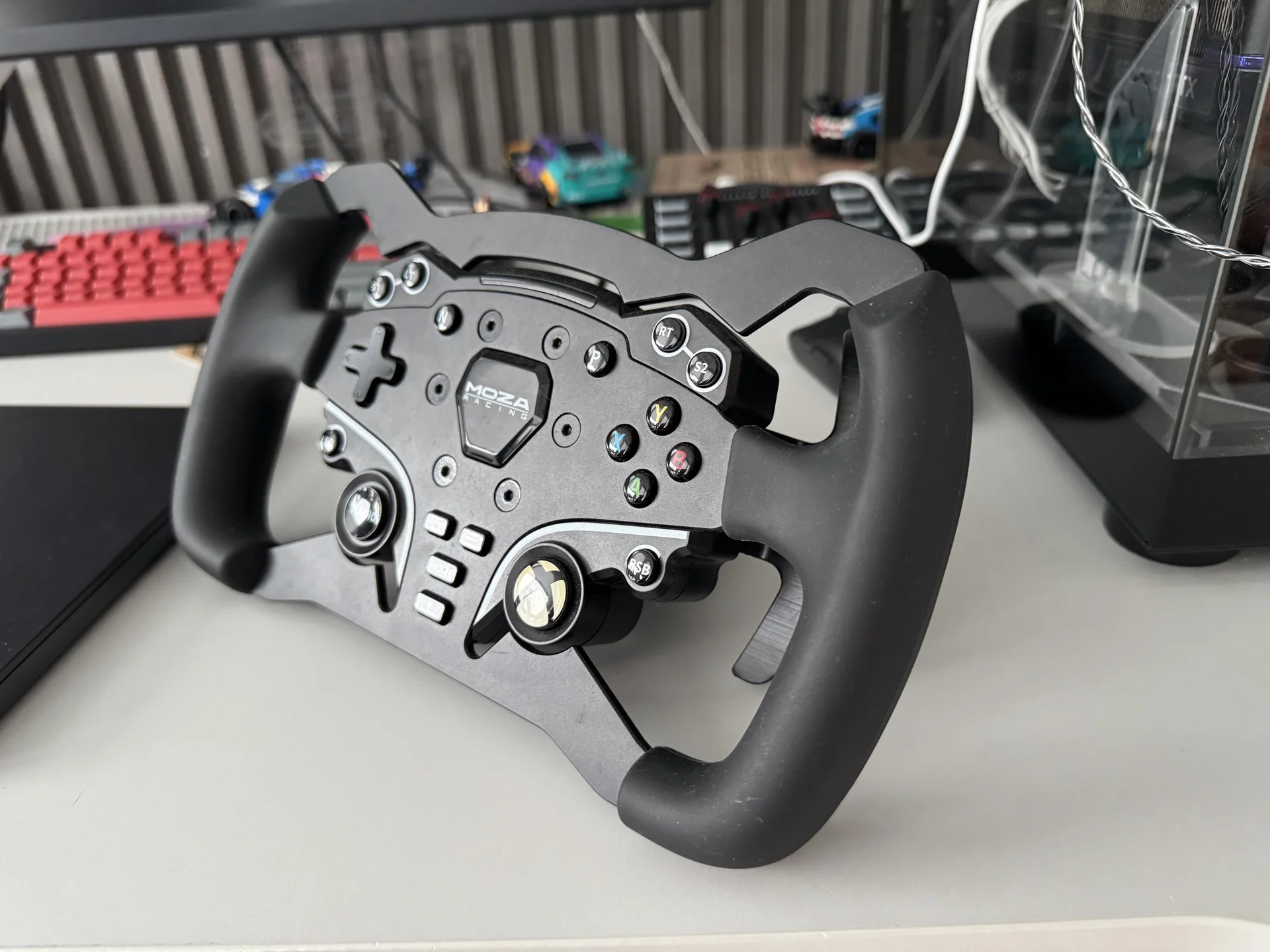 Игровой руль moza r9 - изображение 1