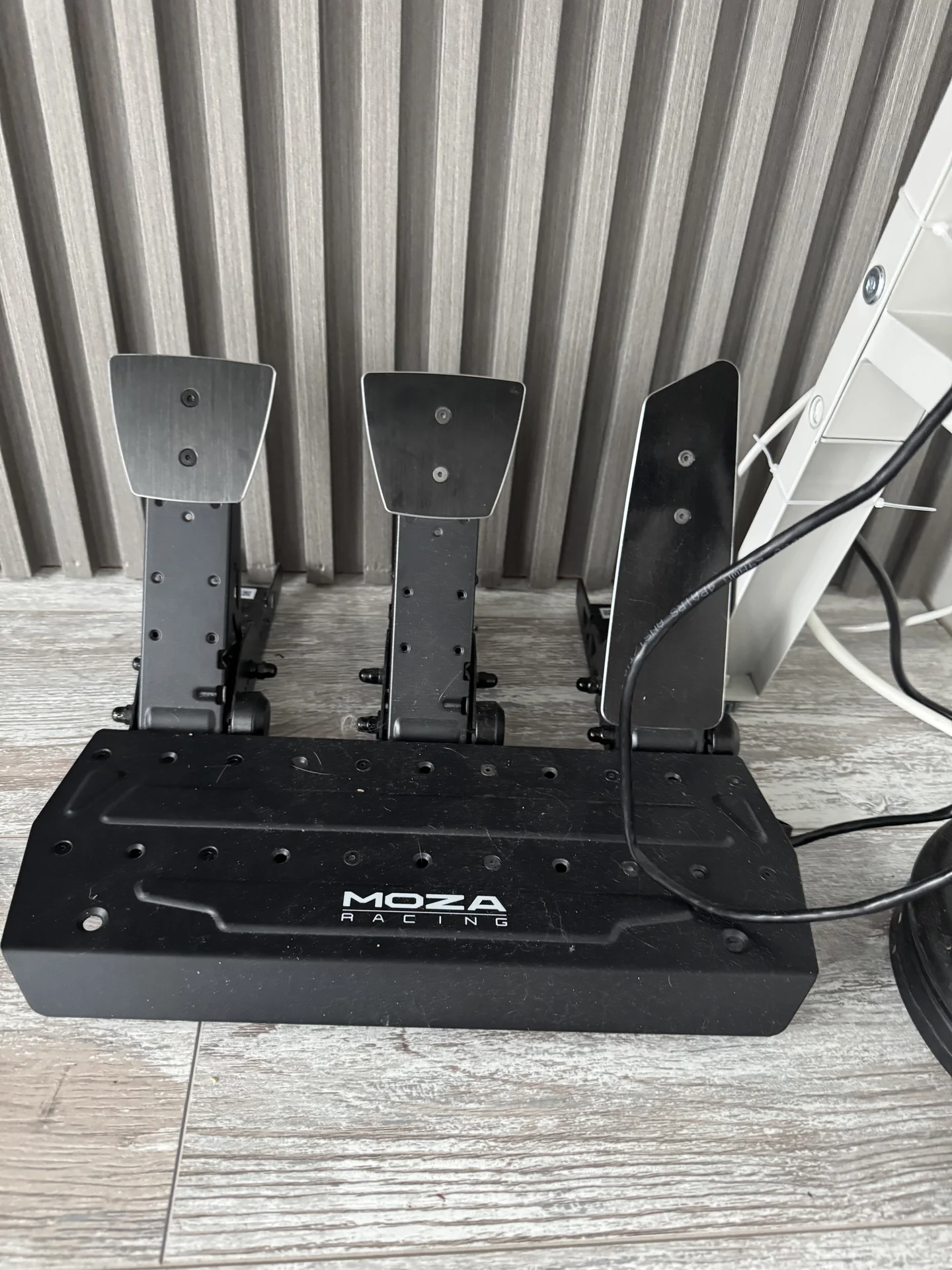 Игровой руль moza r9 - миниатюра 4