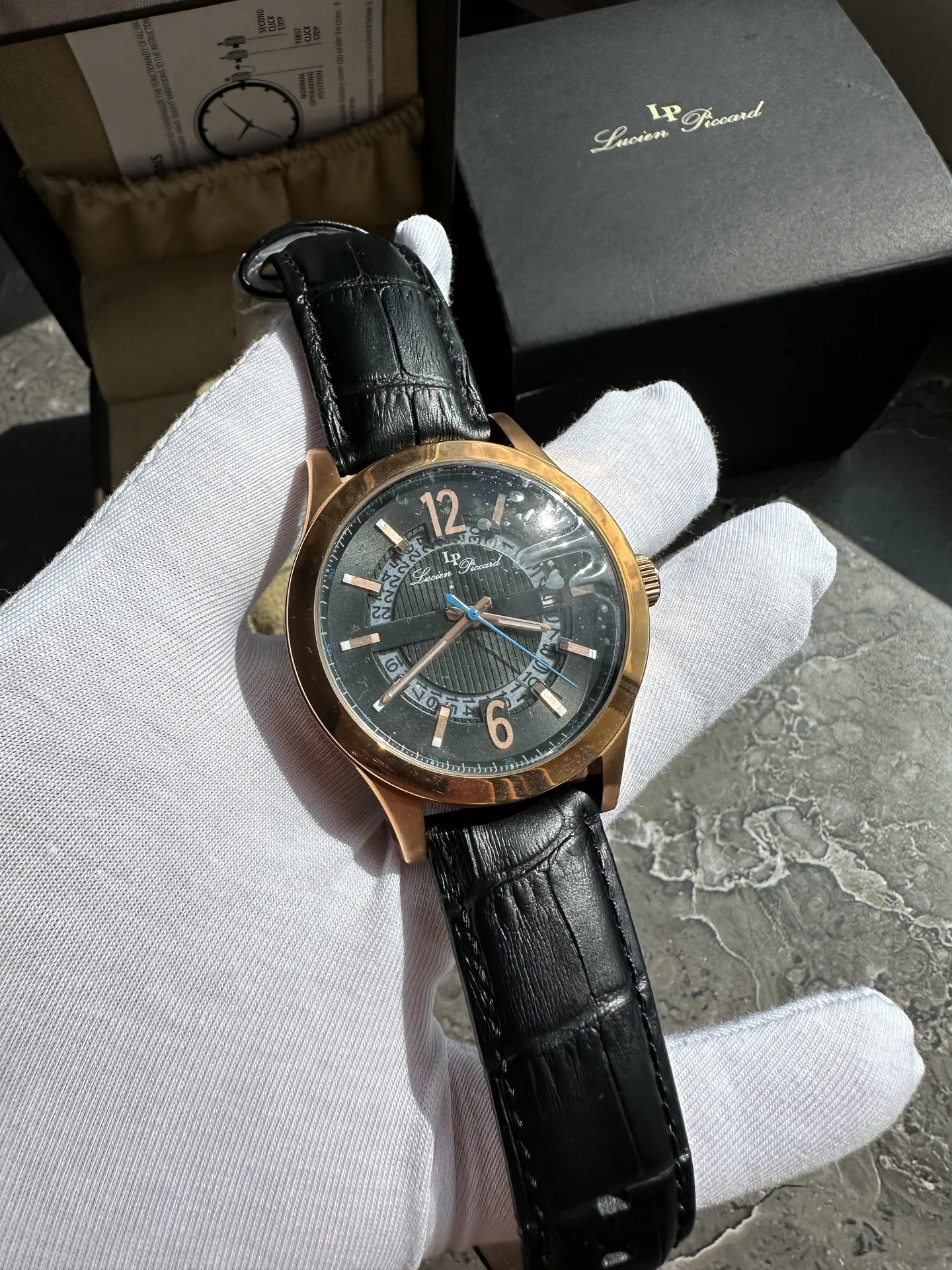 Наручные часы Lucien Piccard Oxford - миниатюра 3