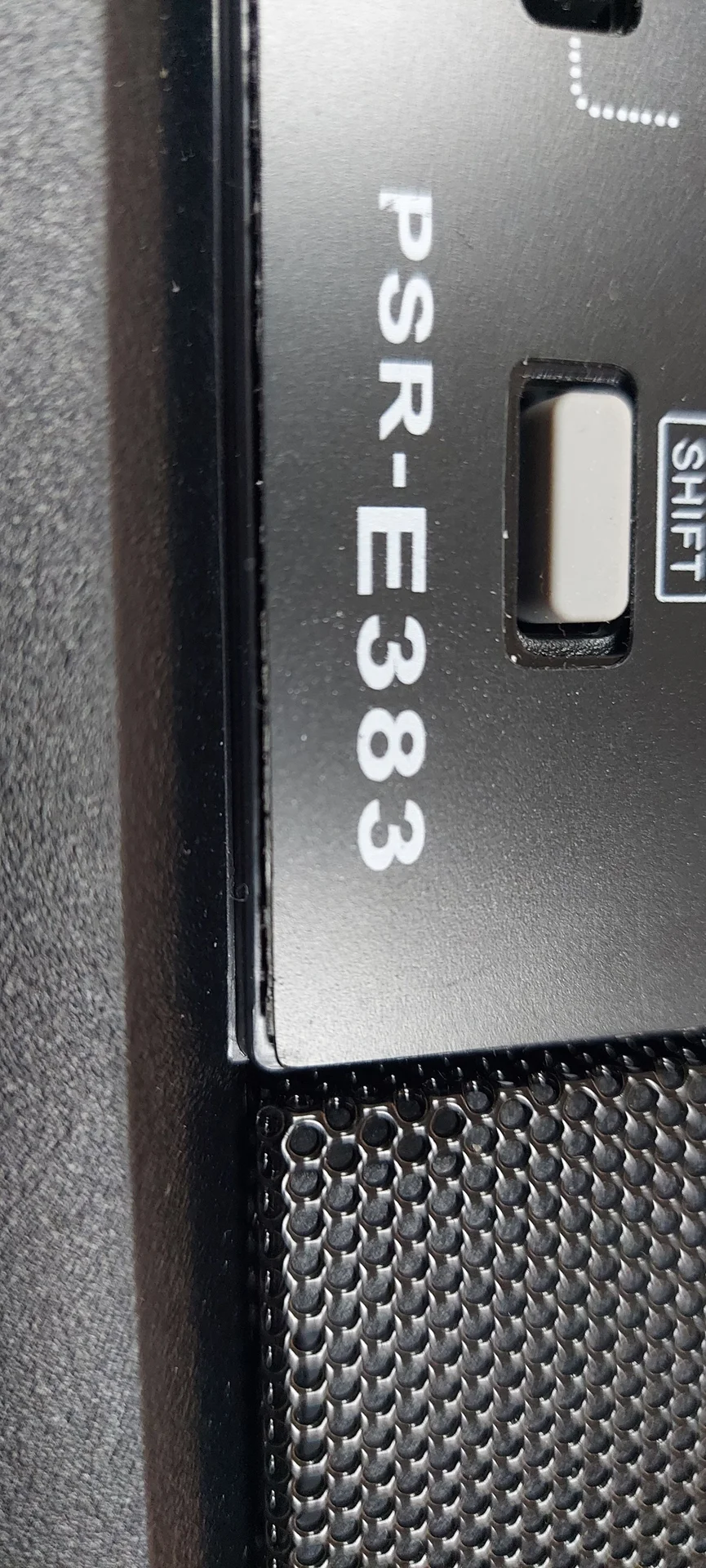 Yamaha PSR E383 - миниатюра 3