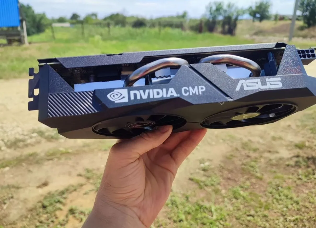 Обслуженная cmp40 x16 rtx 2060 super - миниатюра 2