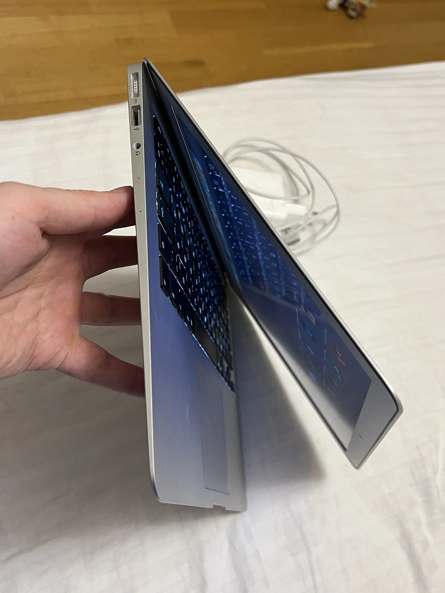 Apple macbook air 13 2017 8Gb - миниатюра 3
