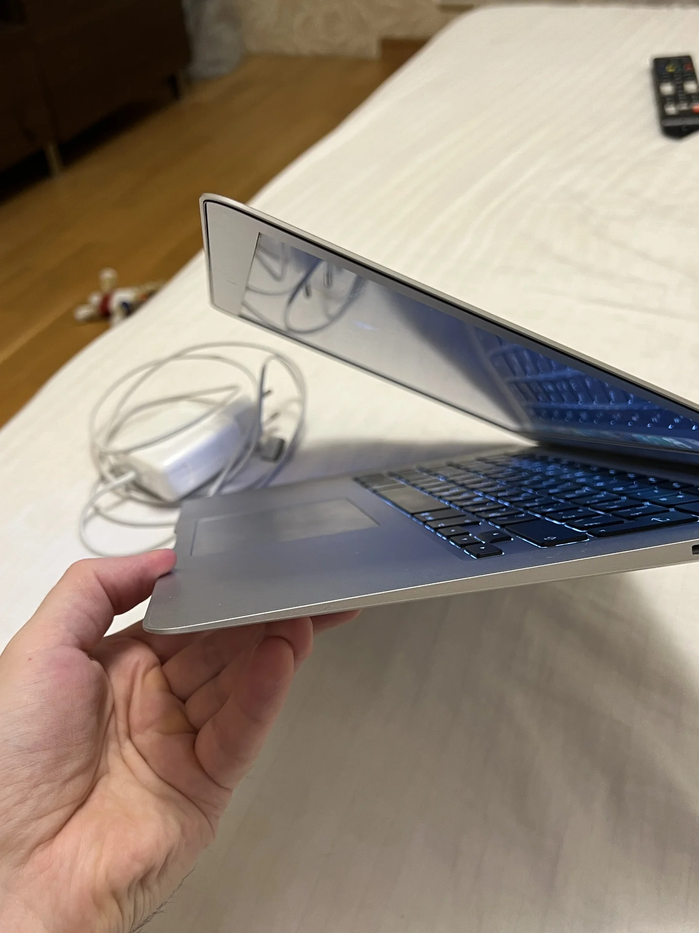 Apple macbook air 13 2017 8Gb - миниатюра 4
