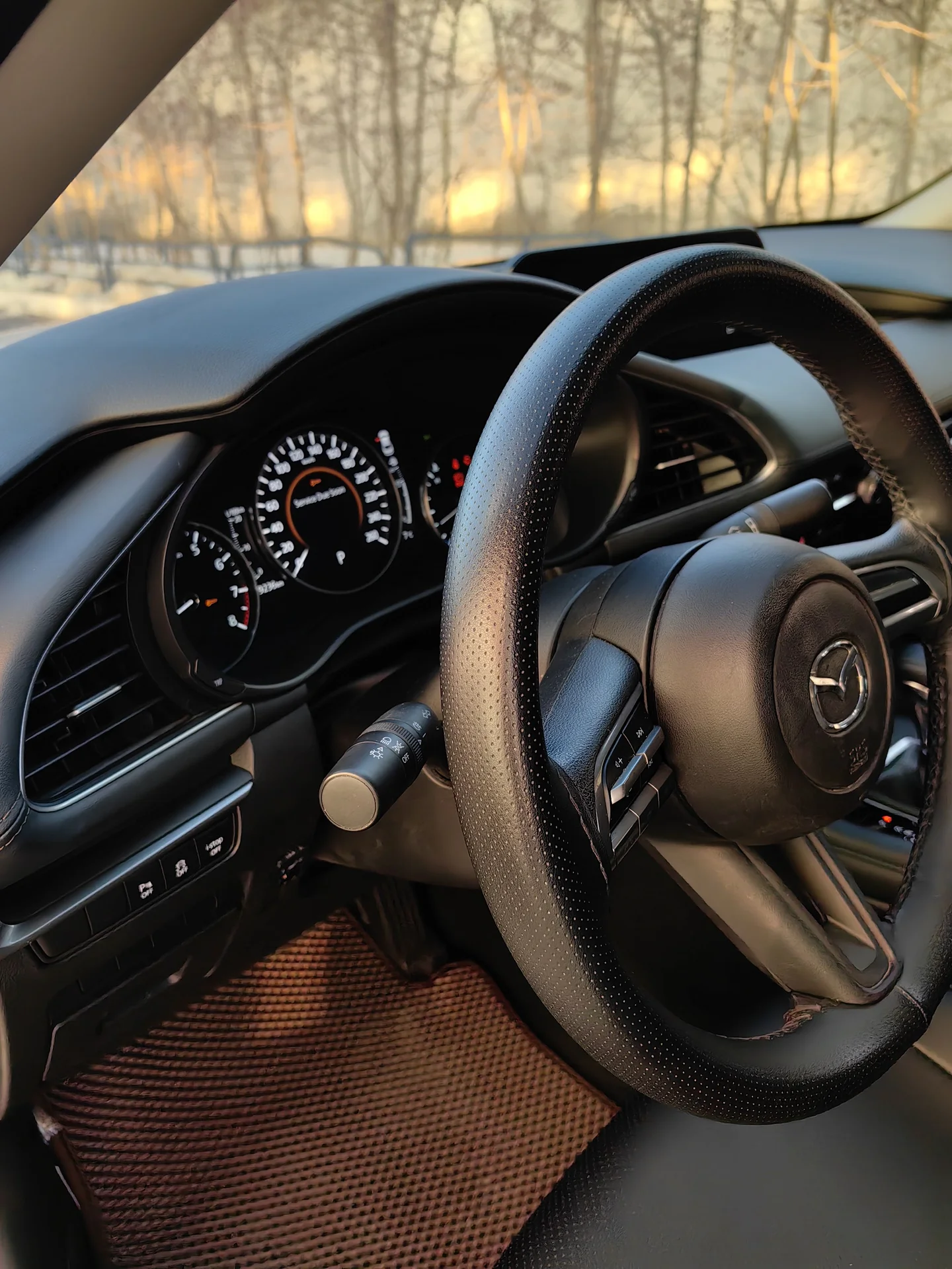 Mazda 3 - миниатюра 14