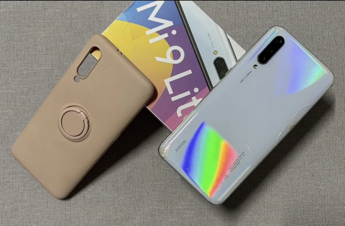 XIAOMI MI9lite - миниатюра 2