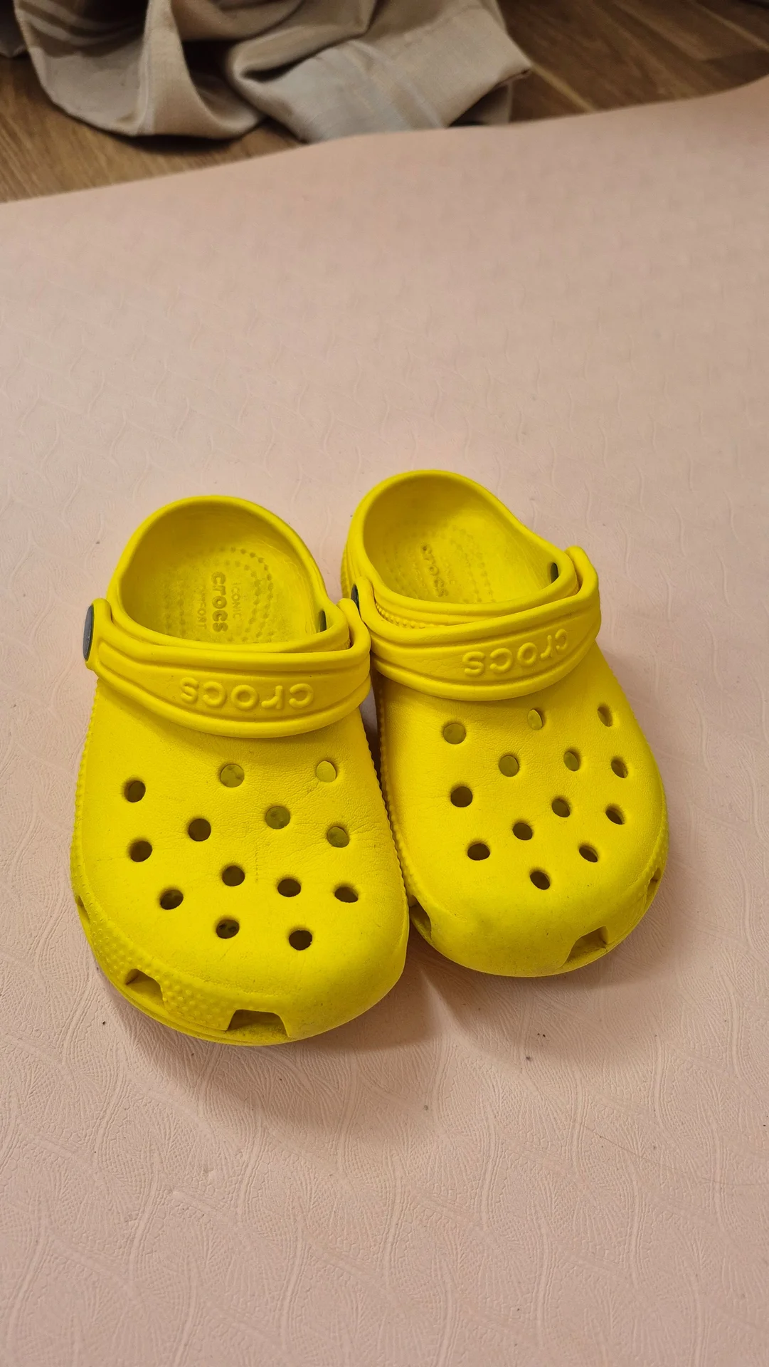 🌞 ЛЕТНИЕ CROCS (КРОКСЫ) | ЯРКО-ЖЕЛТЫЙ | РАЗМЕР 25 - изображение 1
