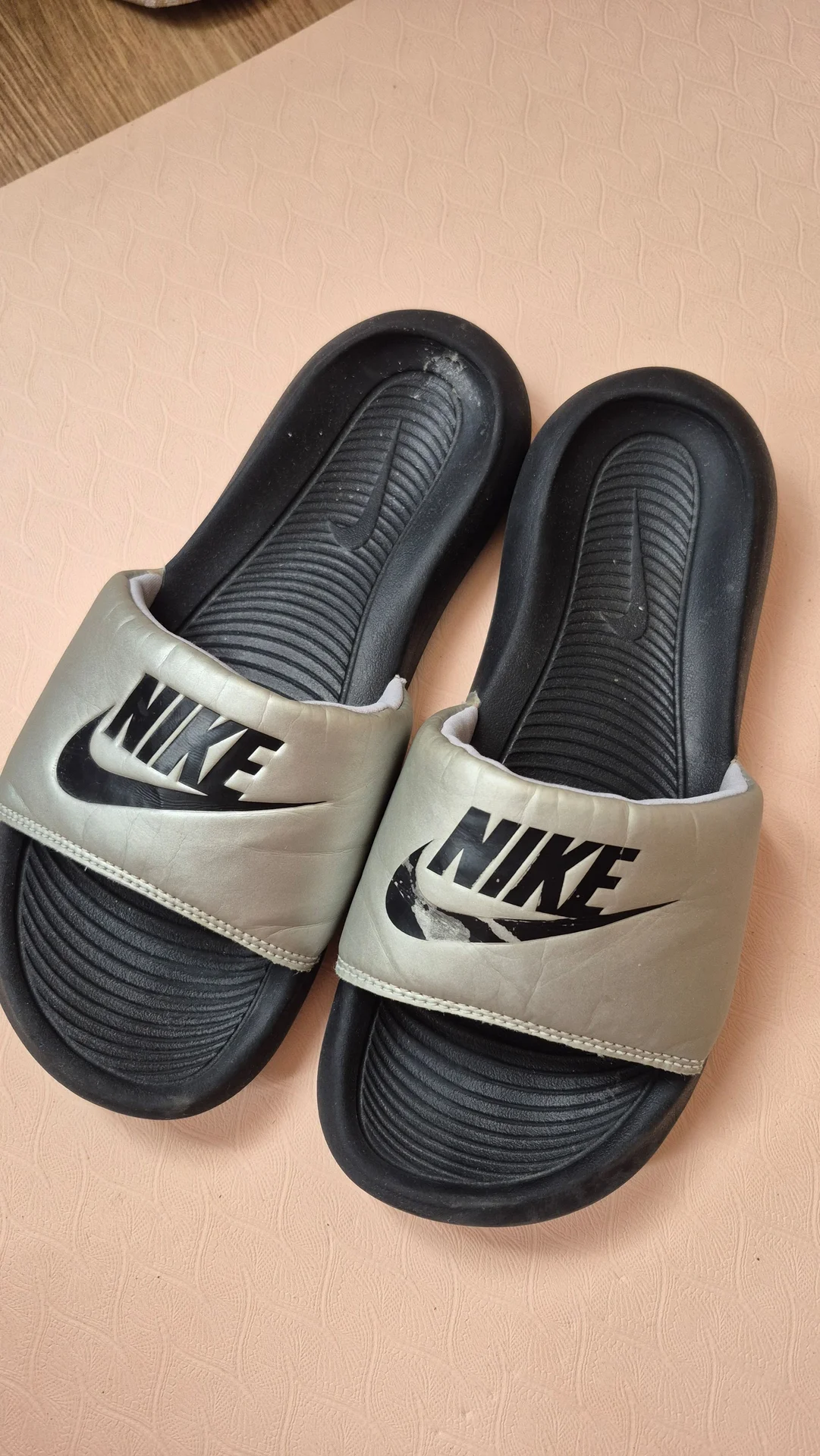 ШЛЕПАНЦЫ NIKE | РАЗМЕР 37 | ДЛЯ ДОМА И ДАЧИ - миниатюра 2