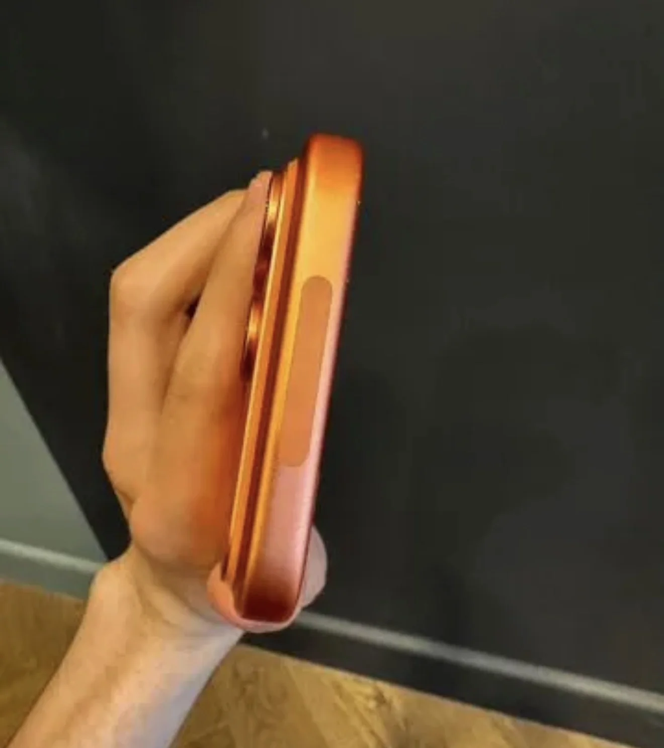 Iphone 17 pro max - миниатюра 7