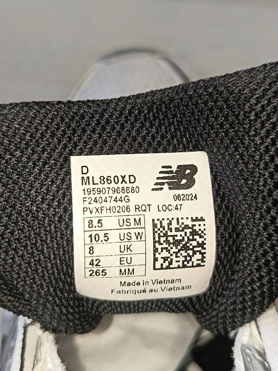 Кроссовки унисекс New Balance 860v2 серые - миниатюра 8