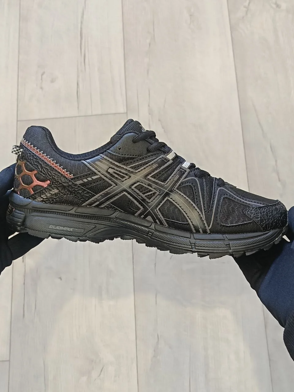 Кроссовки мужские Asics GEL-KAHANA 8 чёрные - миниатюра 6