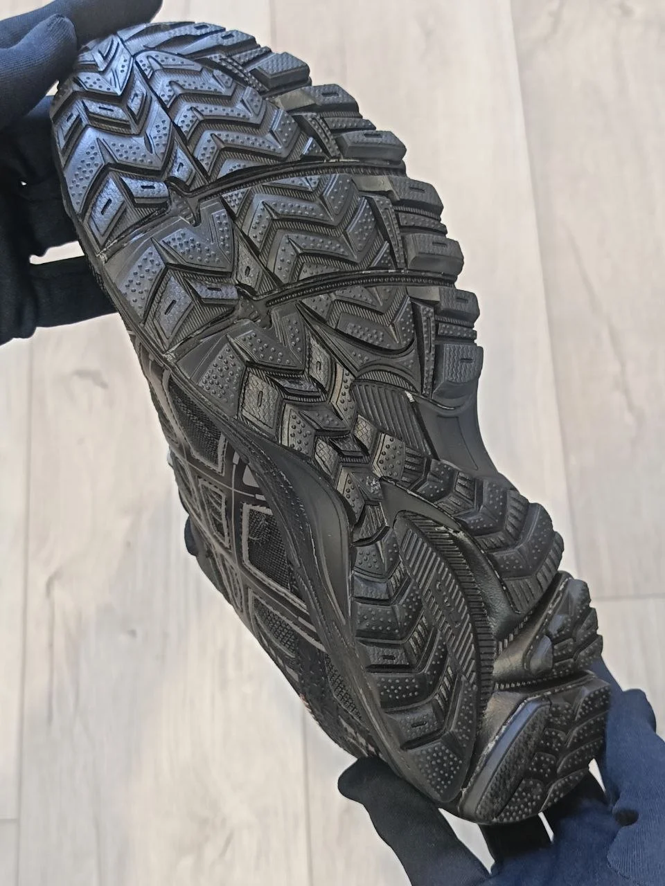 Кроссовки мужские Asics GEL-KAHANA 8 чёрные - миниатюра 8