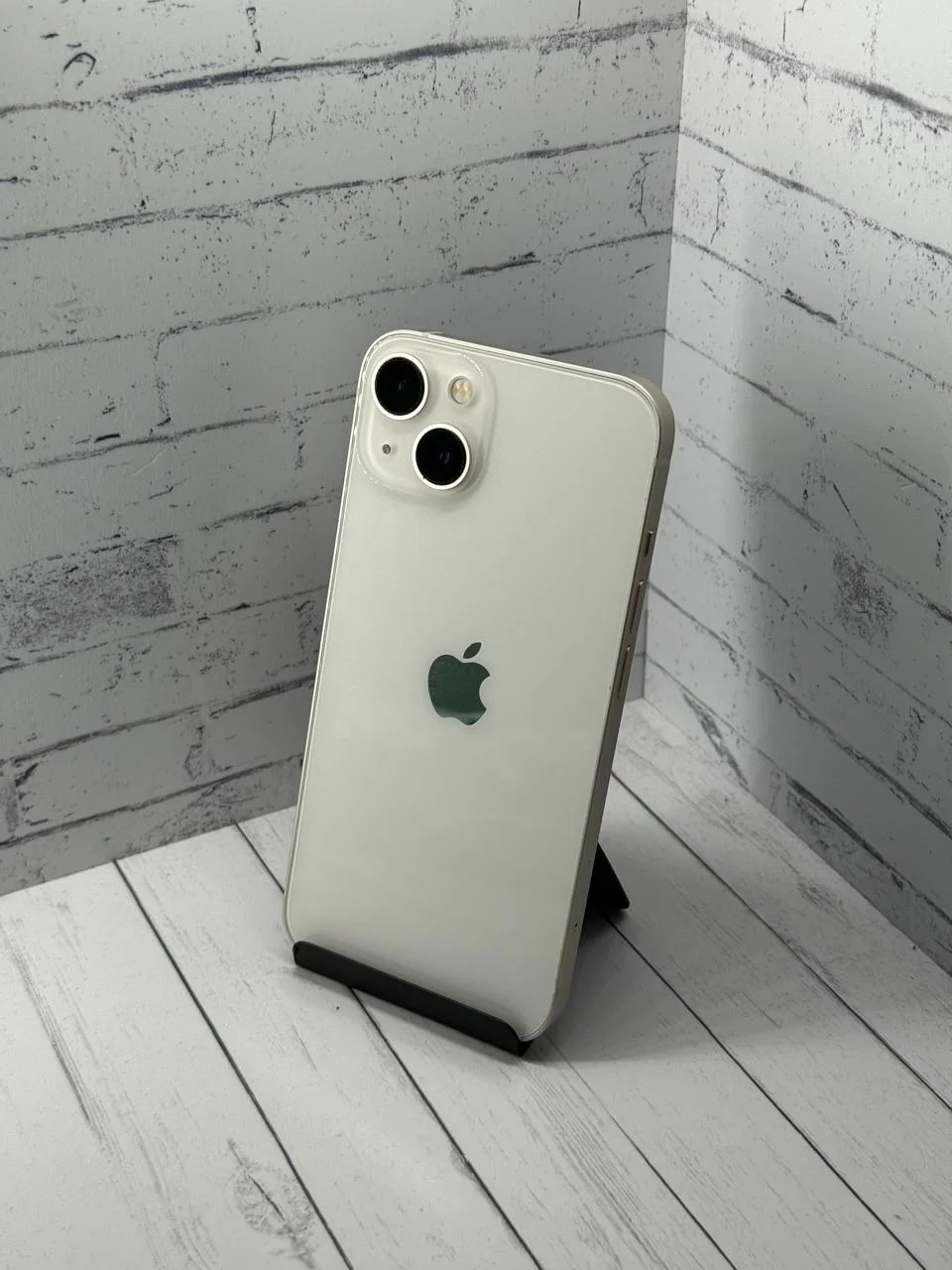 iPhone 13 128GB White