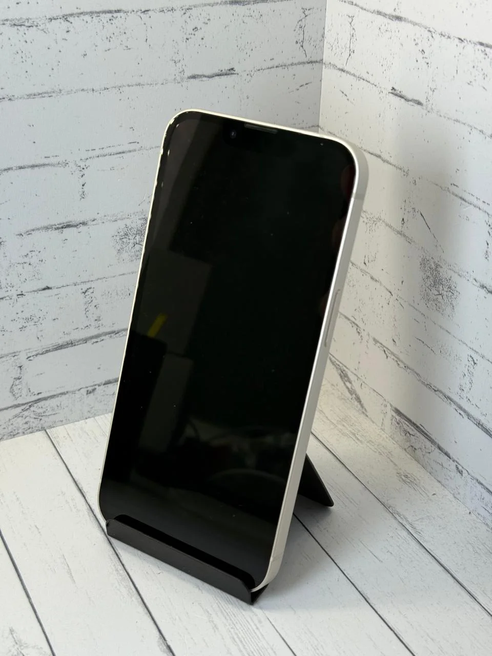 iPhone 13 128GB White б/у - миниатюра 6