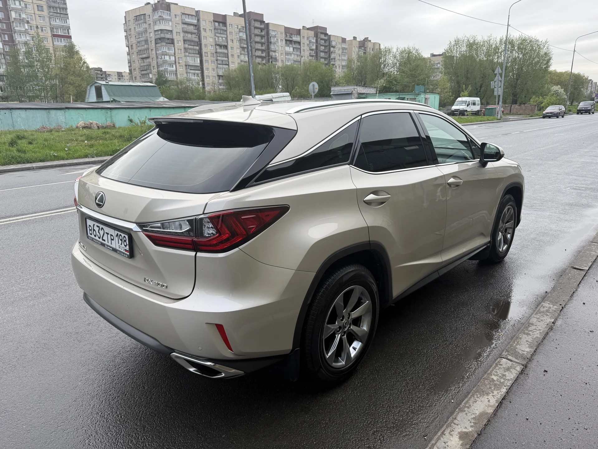 Автомобиль - миниатюра 5
