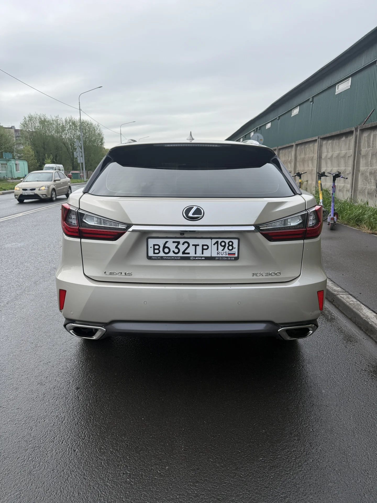 Автомобиль - миниатюра 6