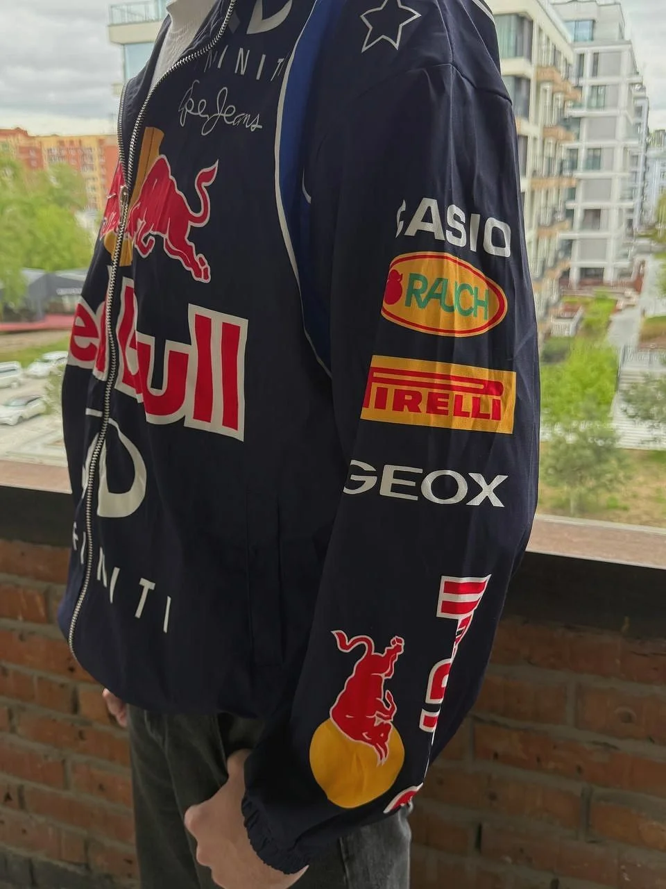 Куртка ветровка Red Bull Racing - миниатюра 4