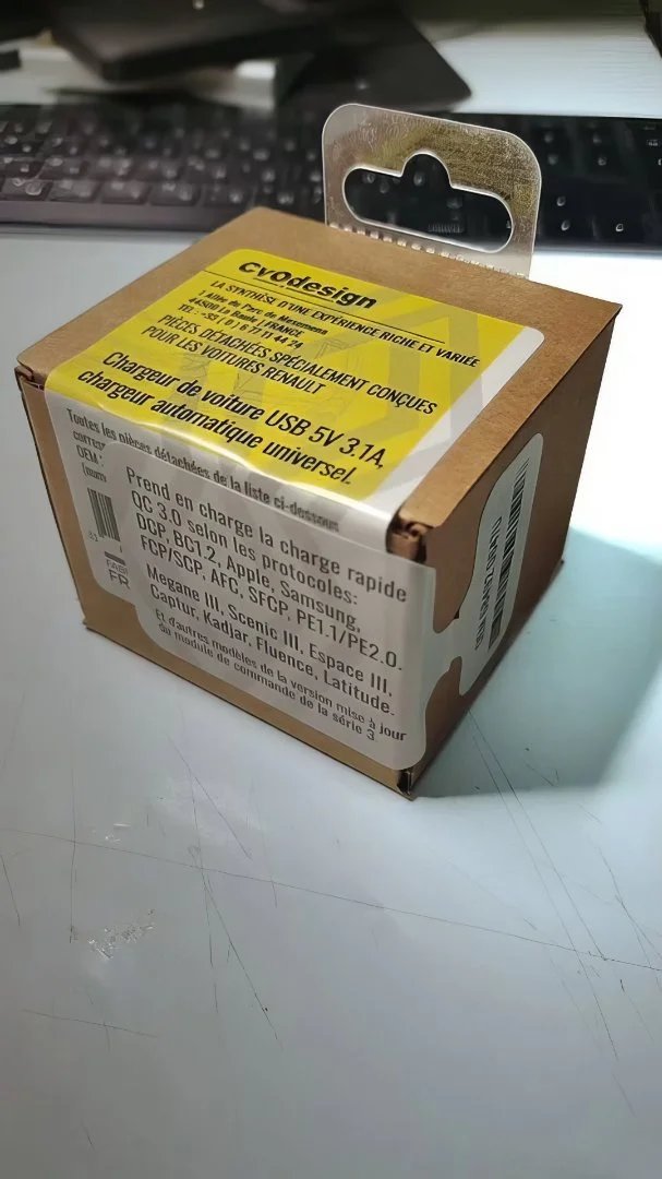 USB розетка Renault Scenic Megane Lada - миниатюра 5