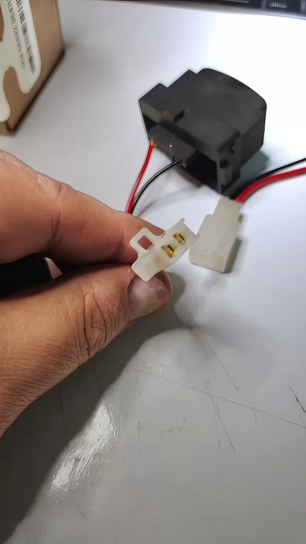 USB розетка Renault Scenic Megane Lada - миниатюра 7
