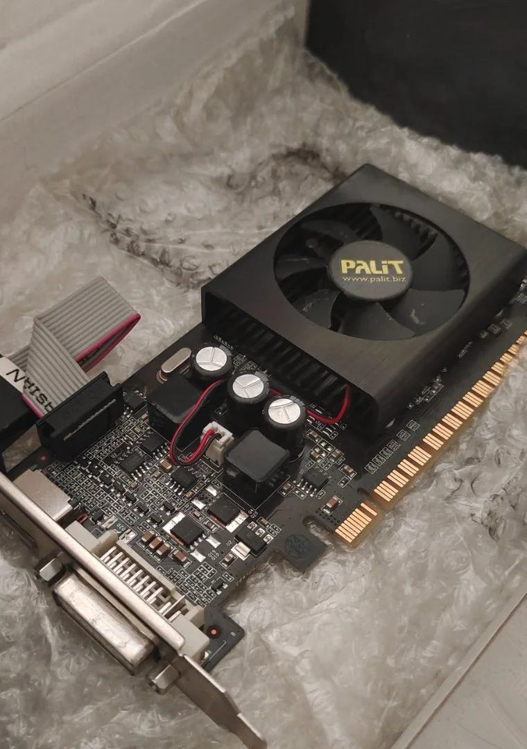 Видеокарта GT610 2Gb